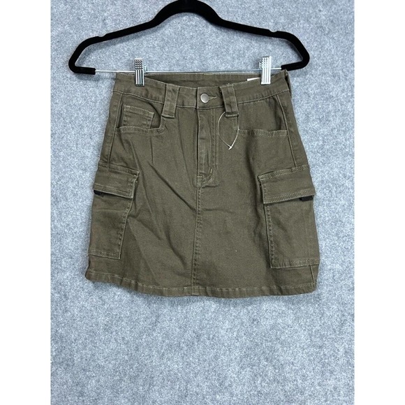 REVOLVE Skirts Revolve Skirt Women Small Green Utility Cargo Pocket